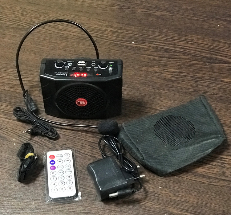 میکروفون تدریس و تقویتکننده صدای معلم رسا ساز مدل RA-951